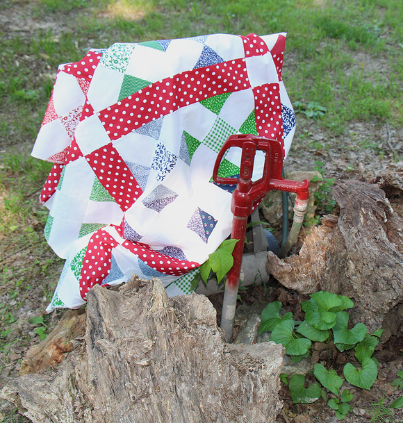 Happy Scrappy Quilt - FREE project sheet